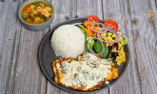 PECHUGA  A LA COLOMBIANA