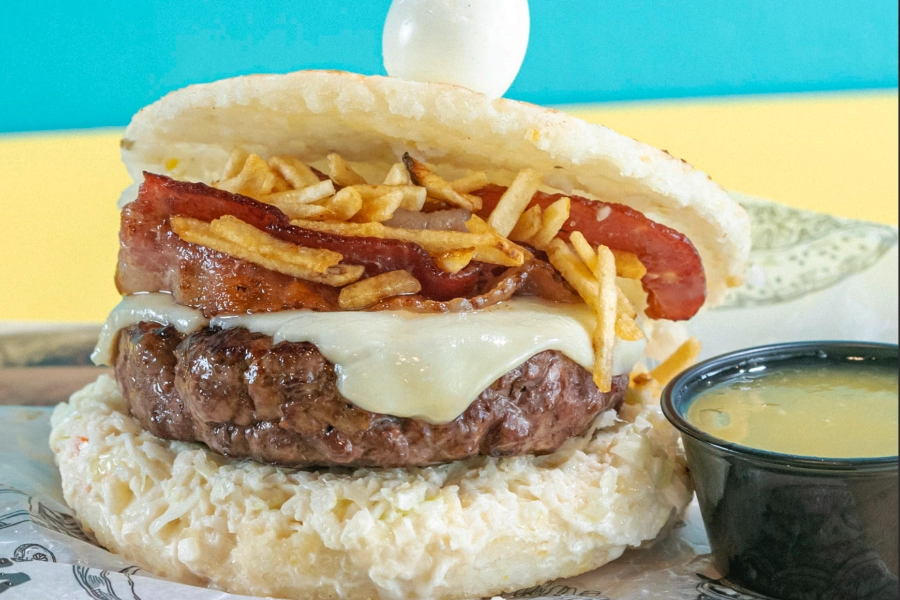 Arepa burger